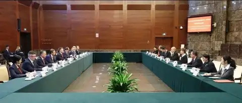 张军会见俄罗斯联邦最高法院院长克拉斯诺夫