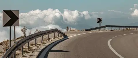 钱沈康 | 此生必驾318标识与美国66号公路路牌相关标识的法律保护对比研究